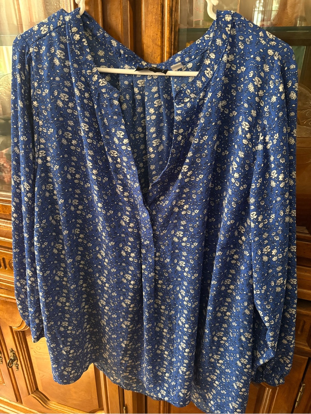 Women's Blue Floral V-Neck Blouse